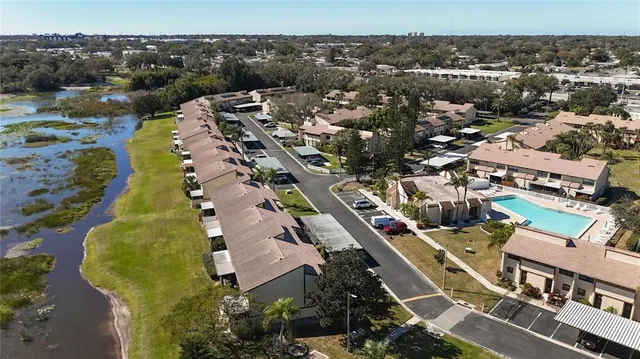 $260,000 | 9209 Seminole Boulevard, Unit 32, Seminole, FL 33772