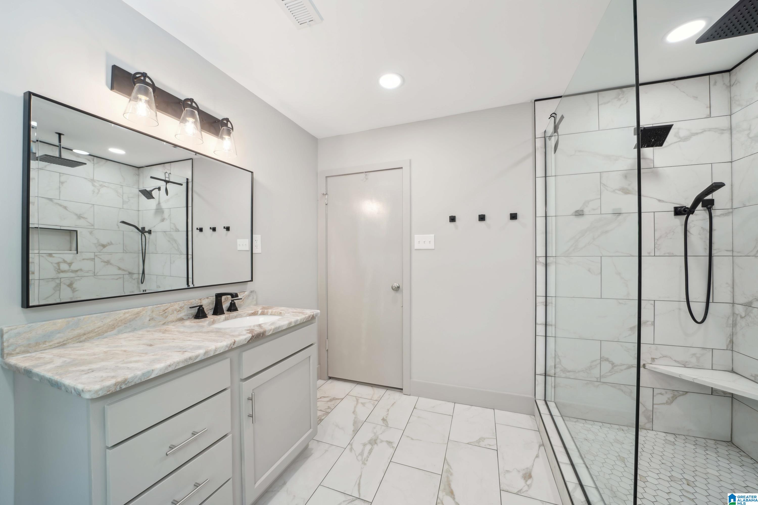 135 Sunset Boulevard Oneonta, AL 35121 - Photo 21 of 92