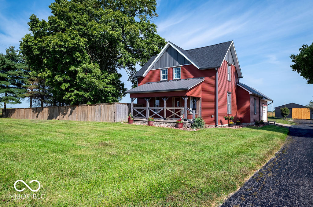 8446 Highway 32 Thorntown, IN 46071 - Photo 1 of 32