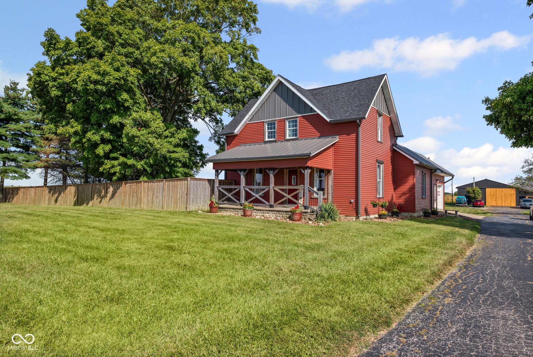 8446 Highway 32 Thorntown, IN 46071 - Photo 3 of 32