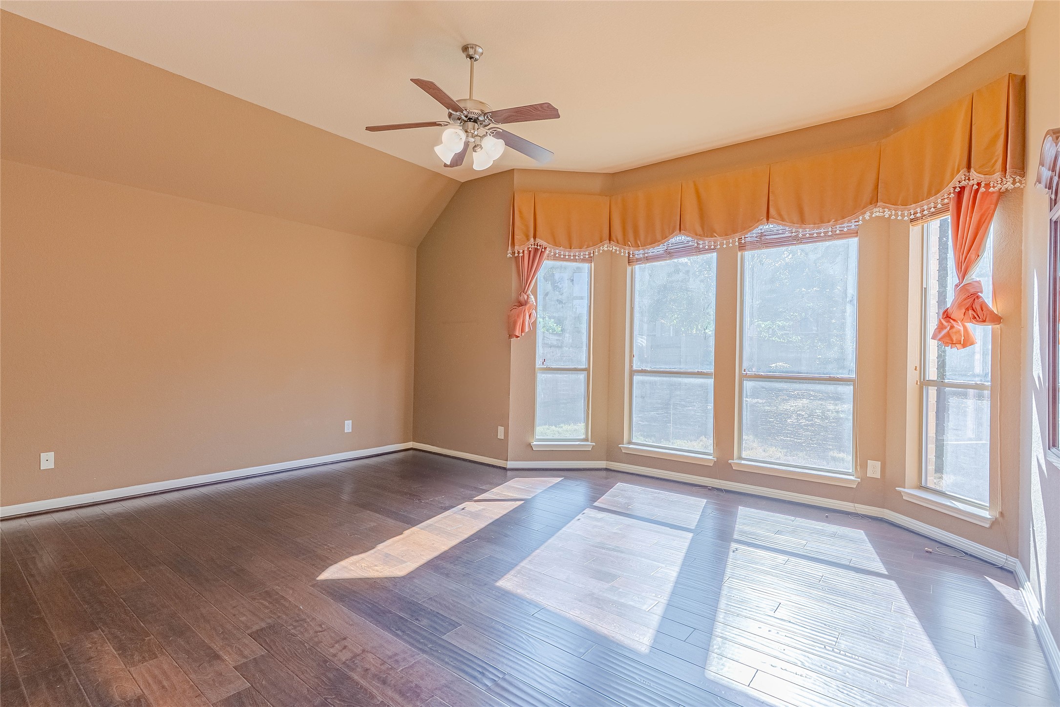 2725 Highland Trail Leander, TX 78641 - Photo 18 of 30 Oversized windows fill the room with natural light.