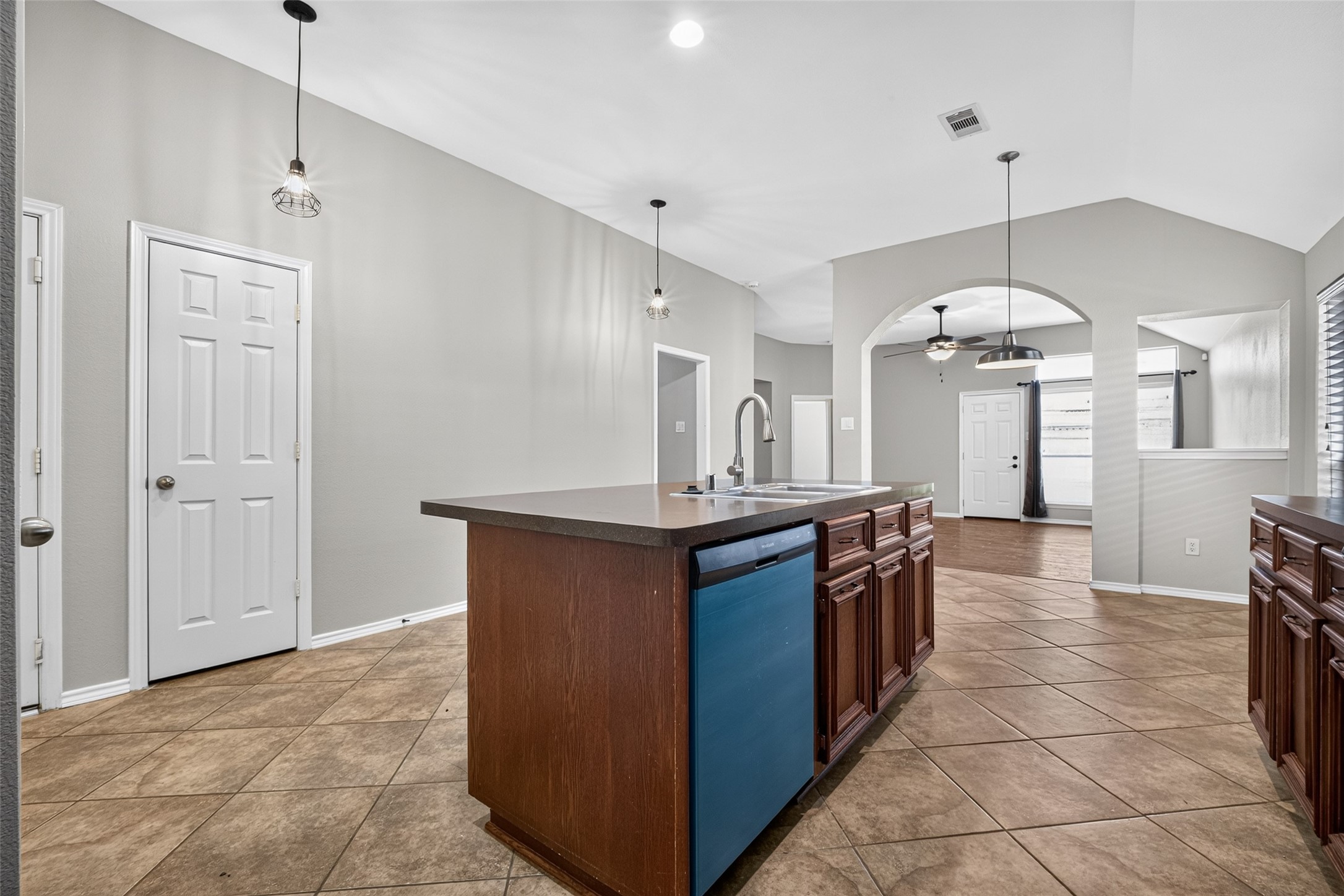 2335 Morgan Ridge Lane Spring, TX 77386 - Photo 10 of 49 Gallery Image 10