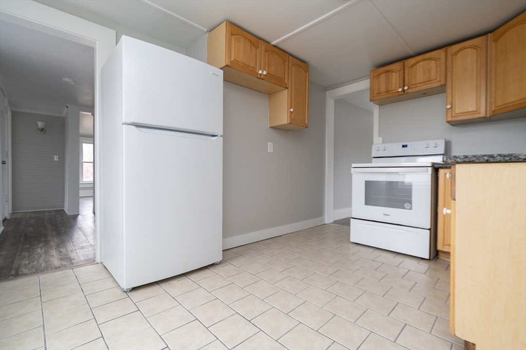 7 Central Street, Unit 2 Hudson, MA 01749 - Photo 5 of 22