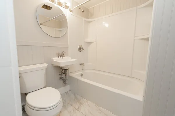 $2,200 | 7 Central Street, Unit 2, Hudson, MA 01749