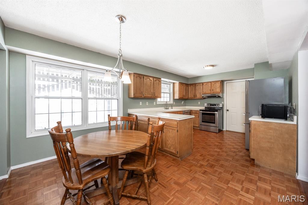 4800 Brecht Lane Godfrey, IL 62035 - Photo 11 of 38