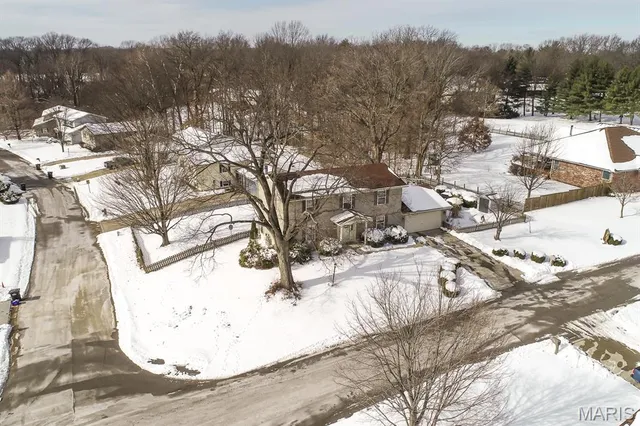 $275,000 | 4800 Brecht Lane, Godfrey, IL 62035