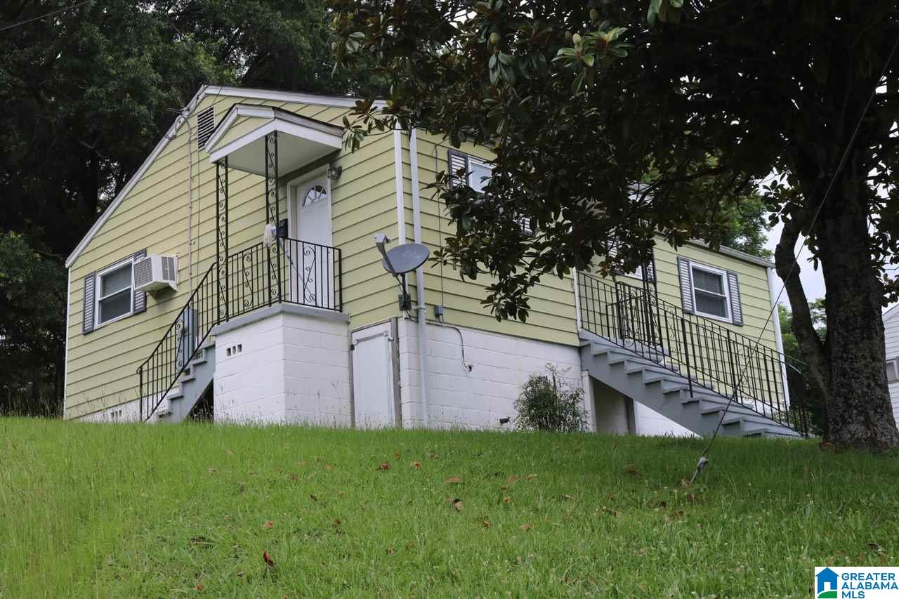 227 Pine Street Bessemer, AL 35023 - Photo 1 of 5