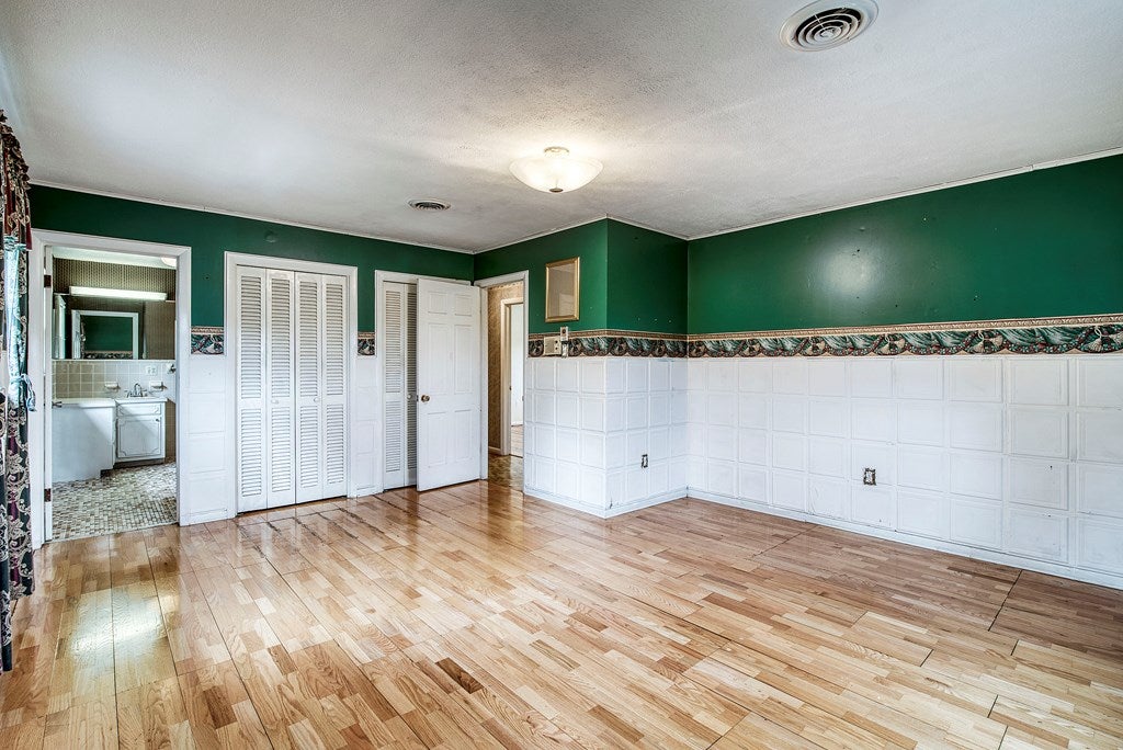 186 Locust Point Road Saltville, VA 24370 - Photo 8 of 22 Gallery Image 8