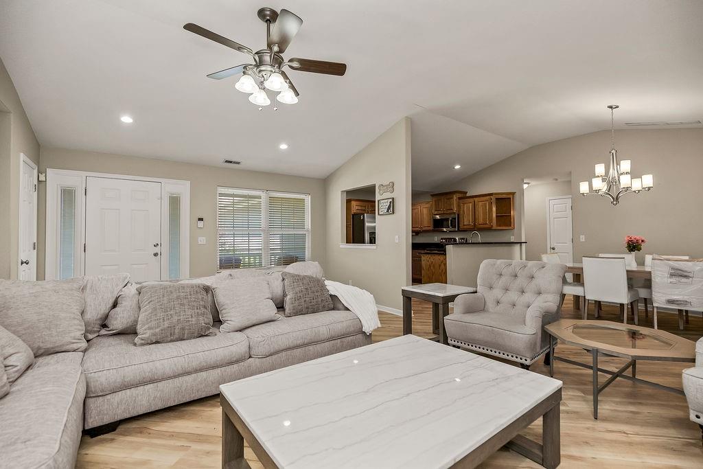 16705 Freeman Drive Basehor, KS 66007 - Photo 5 of 30