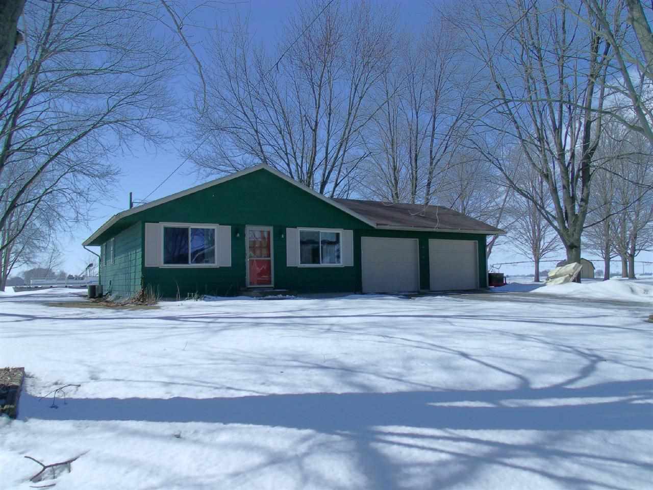 10705 North Grove Road Milford, IN 46542 - Photo 1 of 25 Gallery Image 1