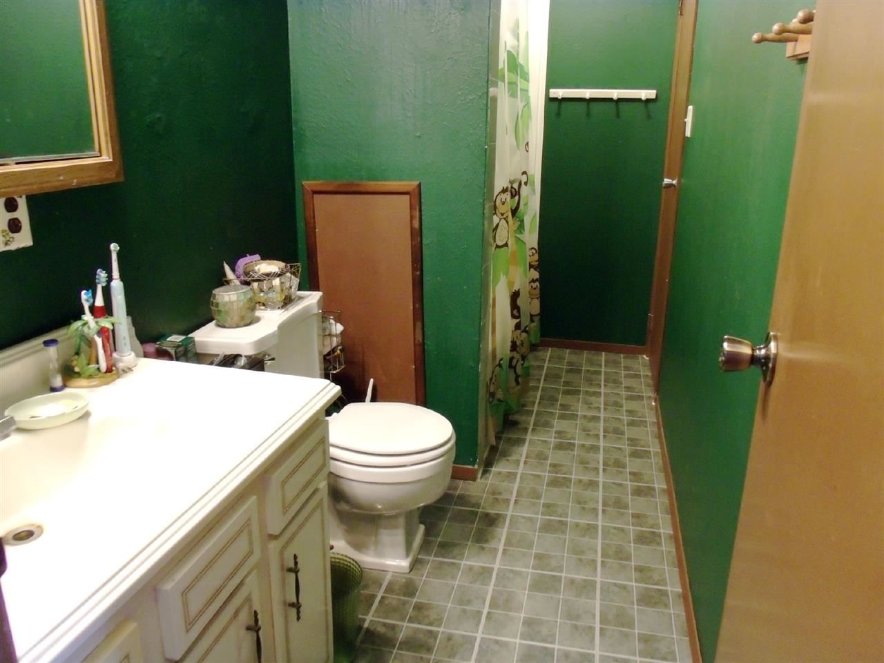 10705 North Grove Road Milford, IN 46542 - Photo 12 of 25 Gallery Image 12