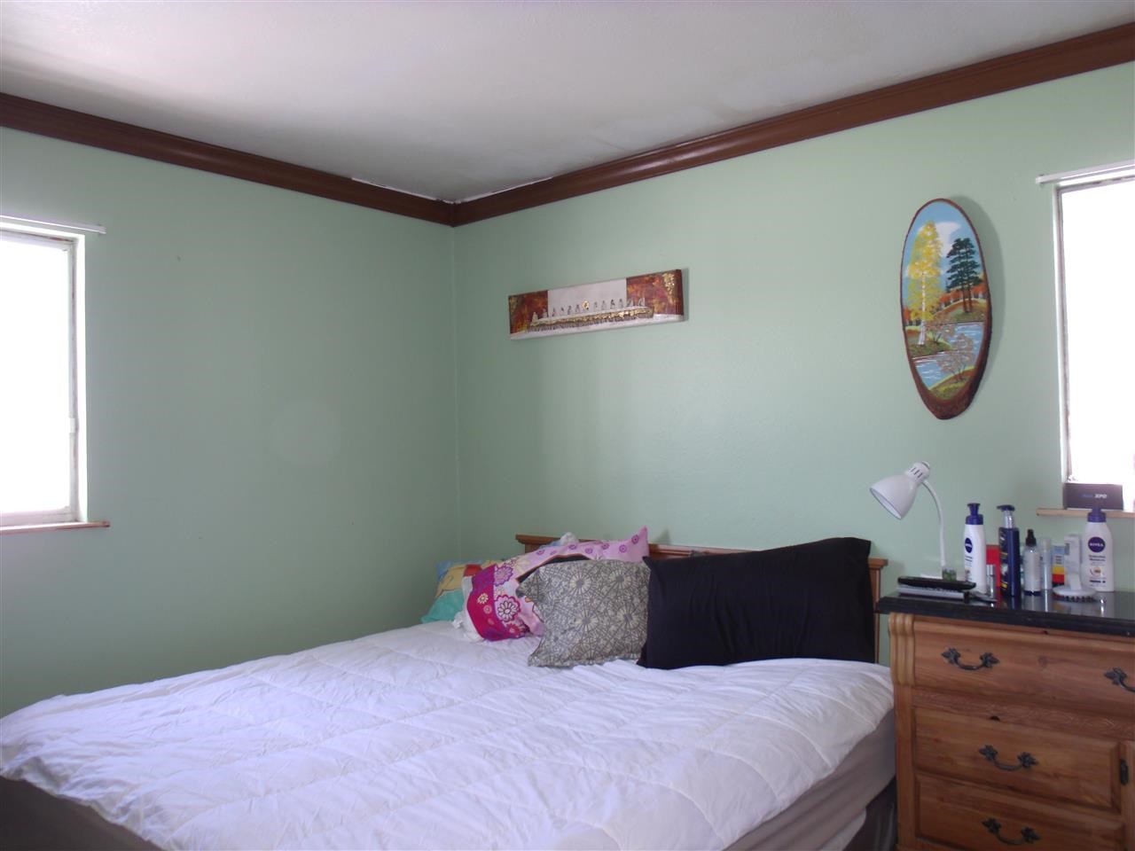 10705 North Grove Road Milford, IN 46542 - Photo 9 of 25 Gallery Image 9