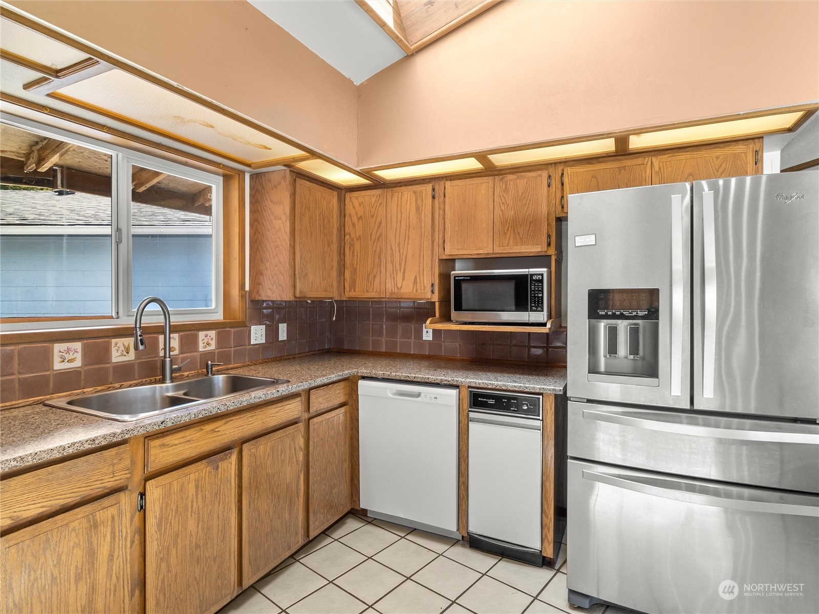 34616 Stackpole Road Oysterville, WA 98641 - Photo 5 of 21 Gallery Image 5