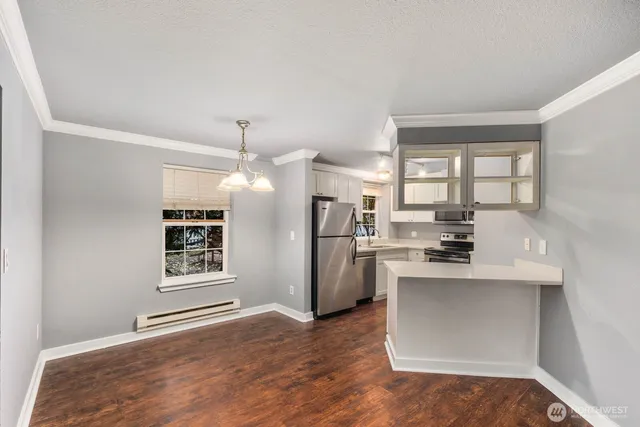 $324,999 | 23410 18th Avenue South, Unit F101, Des Moines, WA 98198