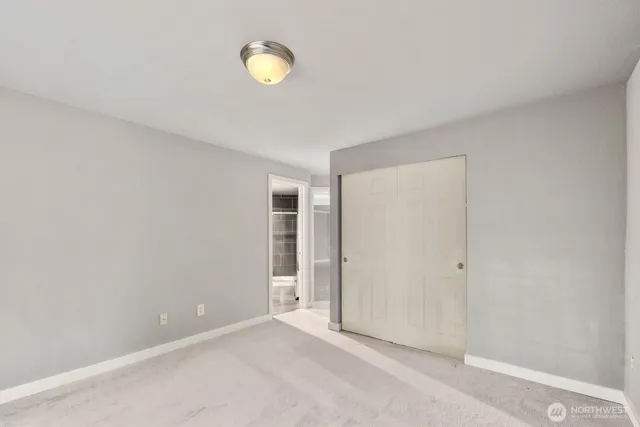 $324,999 | 23410 18th Avenue South, Unit F101, Des Moines, WA 98198