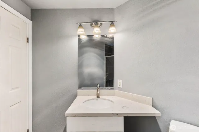 $324,999 | 23410 18th Avenue South, Unit F101, Des Moines, WA 98198