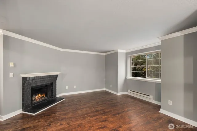 $324,999 | 23410 18th Avenue South, Unit F101, Des Moines, WA 98198