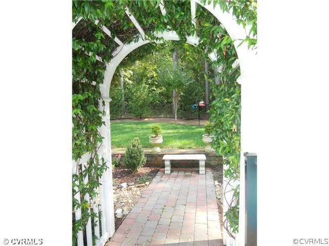 2519 Founders Bridge Road Midlothian, VA 23113 - Photo 20 of 24 Yard/Garden