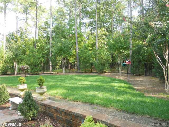 2519 Founders Bridge Road Midlothian, VA 23113 - Photo 21 of 24 Yard/Garden