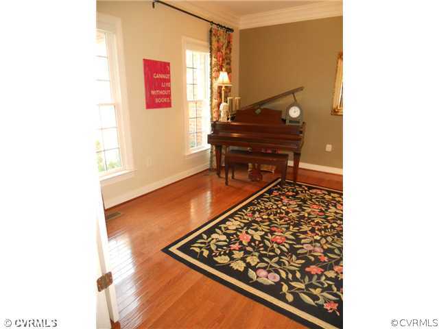 2519 Founders Bridge Road Midlothian, VA 23113 - Photo 4 of 24 Living Room