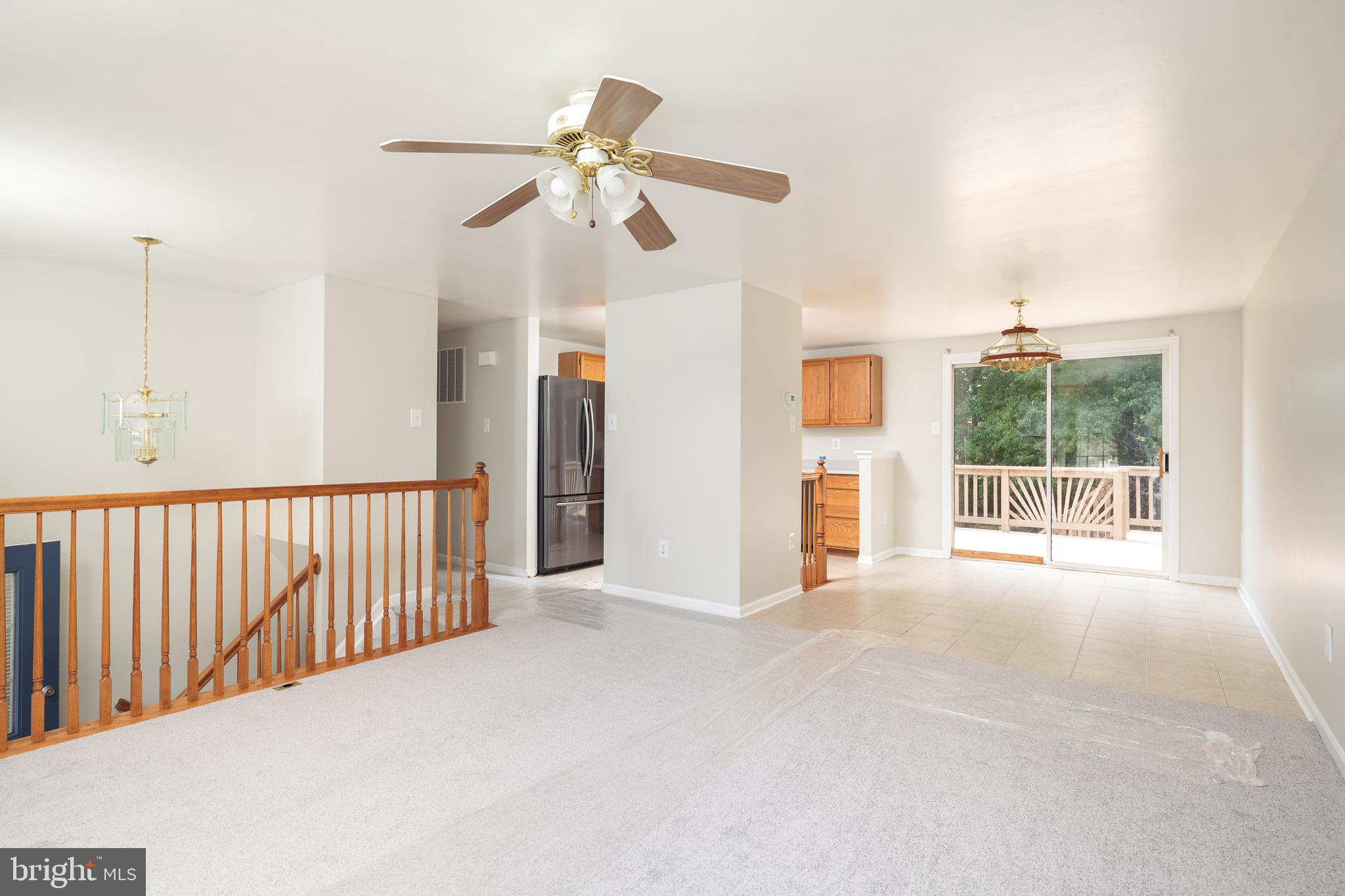 1010 Mariner Road Joppa, MD 21085 - Photo 7 of 36 Living Room
