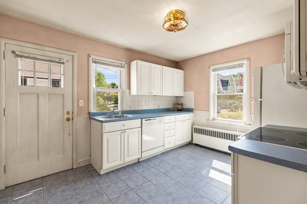 83 Audubon Road Milton, MA 02186 - Photo 8 of 23 Gallery Image 8