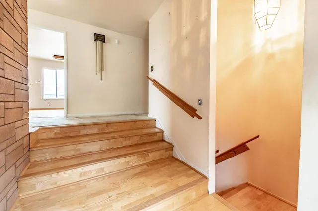 $949,999 | 380 Hillside Road, San Juan Bautista, CA 95045