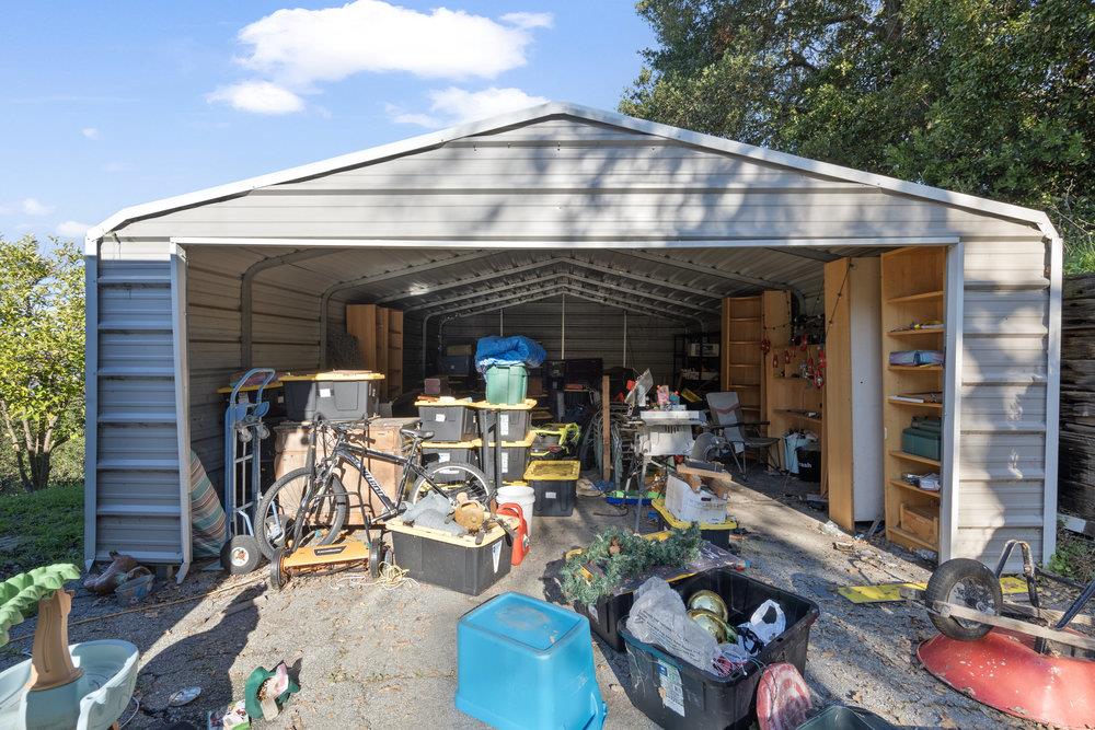 380 Hillside Road San Juan Bautista, CA 95045 - Photo 56 of 60 a view of a chairs and table in the patio