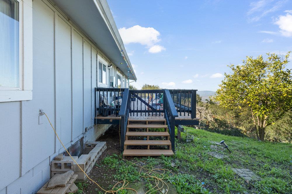 380 Hillside Road San Juan Bautista, CA 95045 - Photo 8 of 60