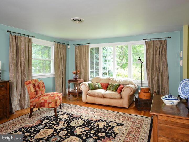 71 Church Road Malvern, PA 19355 - Photo 6 of 25 Gallery Image 6