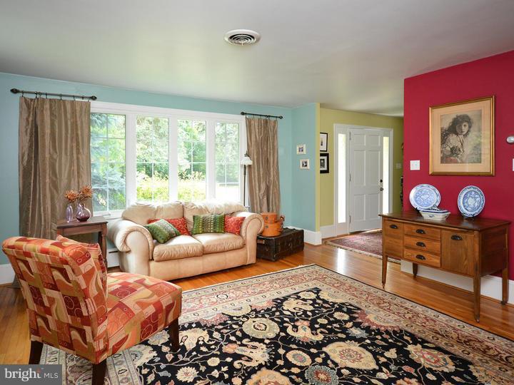 71 Church Road Malvern, PA 19355 - Photo 7 of 25 Gallery Image 7