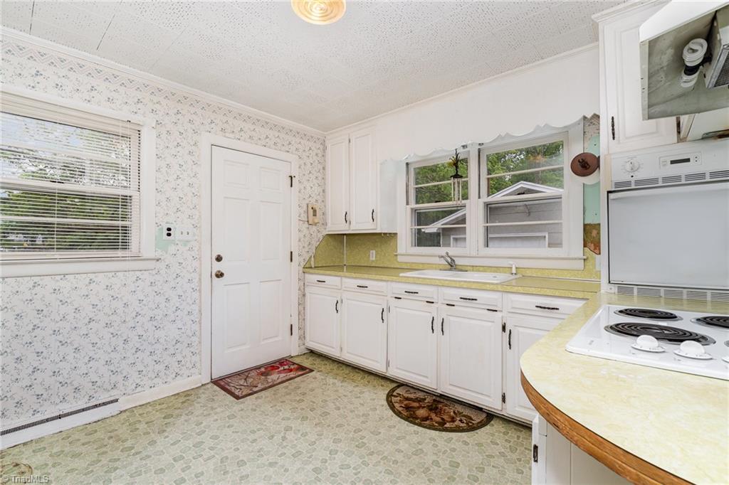 215 McBride Road Mount Airy, NC 27030 - Photo 11 of 22 Gallery Image 11
