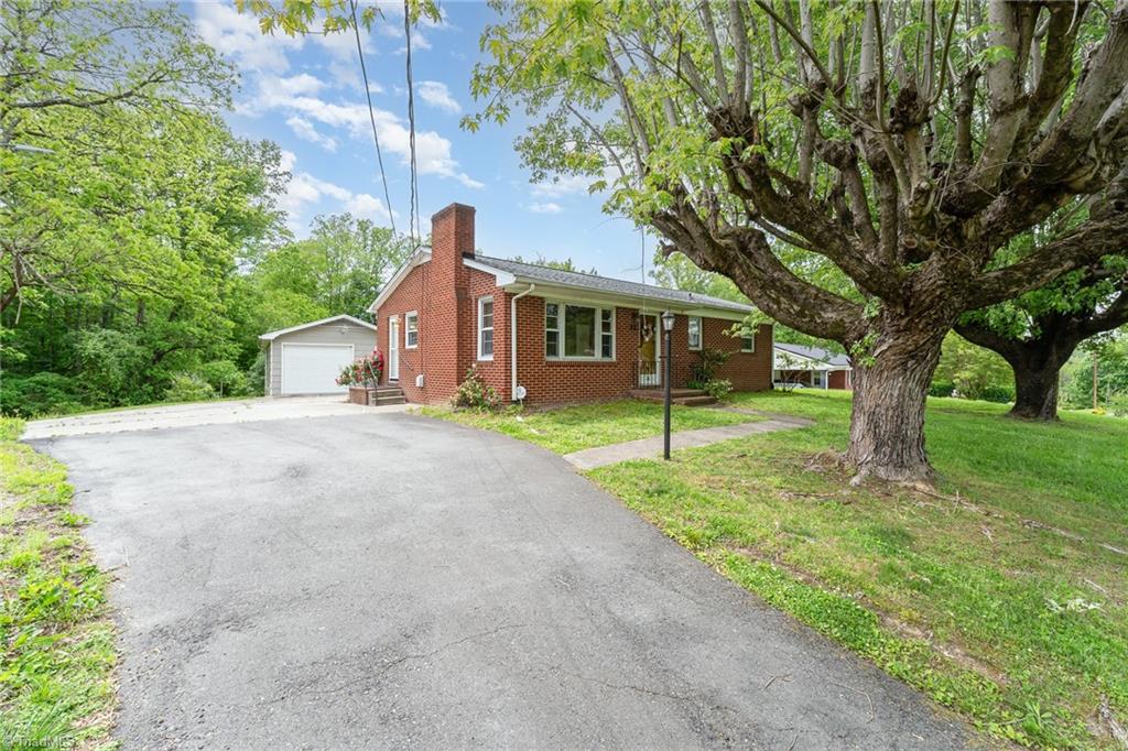 215 McBride Road Mount Airy, NC 27030 - Photo 20 of 22 Gallery Image 20