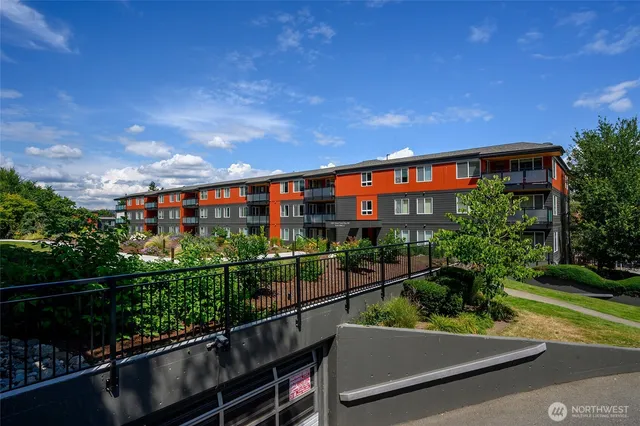 $280,000 | 7021 Sand Point Way Northeast, Unit B319, Seattle, WA 98115