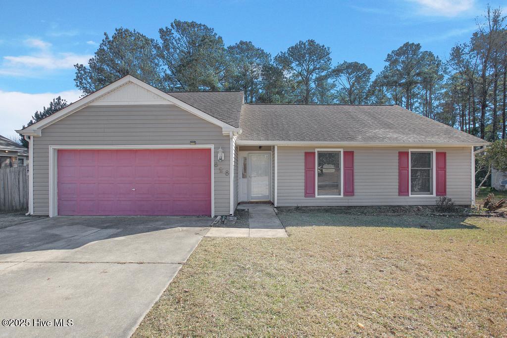 828 Shadowridge Road Jacksonville, NC 28546 - Photo 1 of 20 IMG_8533