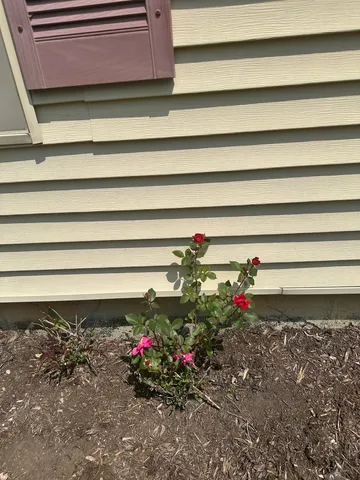 $339,000 | 640 Sanders Court, Gurnee, IL 60031