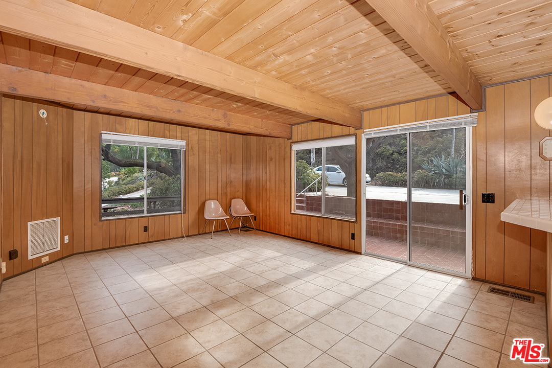 25250 Piuma Road Calabasas, CA 91302 - Photo 18 of 36 Gallery Image 18