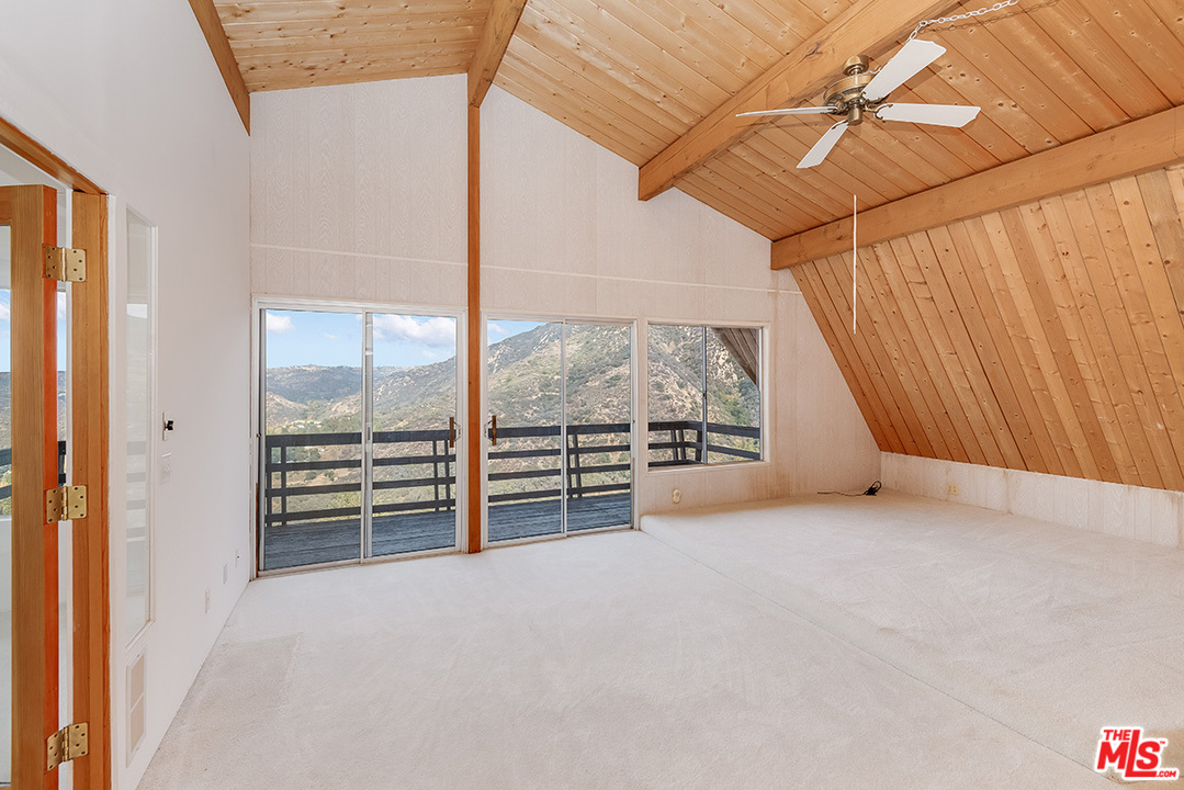 25250 Piuma Road Calabasas, CA 91302 - Photo 20 of 36 Gallery Image 20