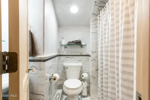 $1,695,000 | 264 Eagle Drive, Unit 203, Eagle-Vail, CO 81620