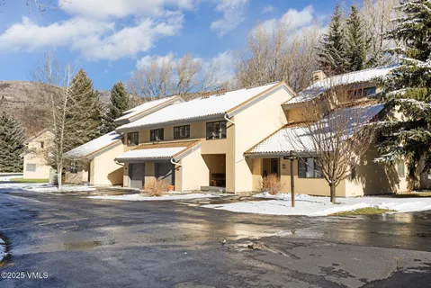 $1,695,000 | 264 Eagle Drive, Unit 203, Eagle-Vail, CO 81620