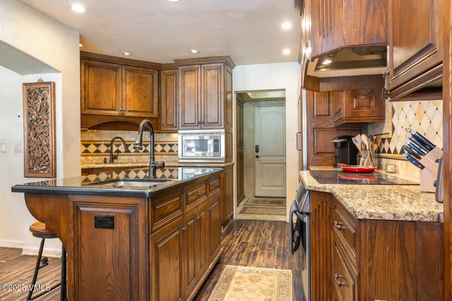 $1,695,000 | 264 Eagle Drive, Unit 203, Eagle-Vail, CO 81620