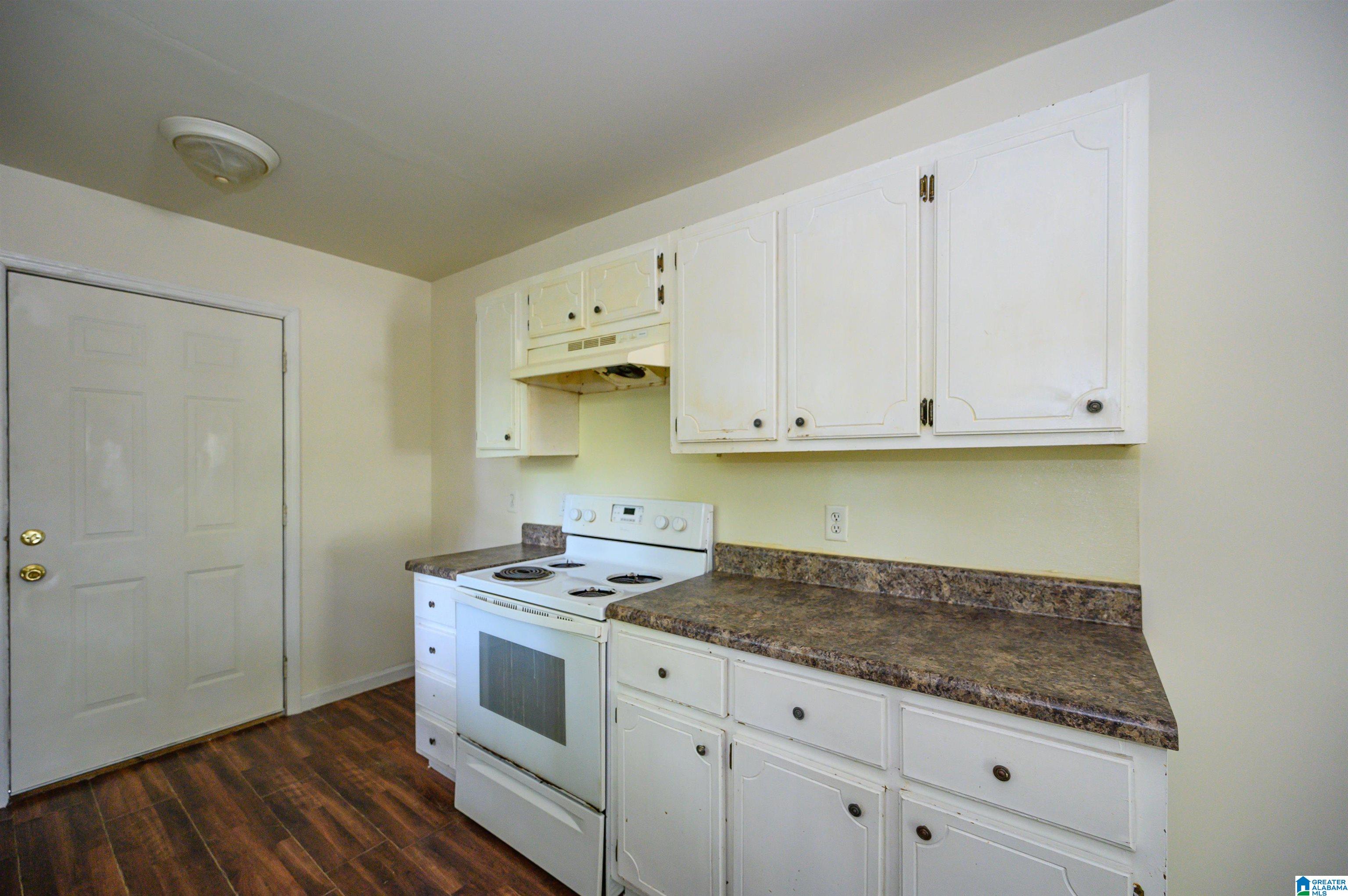 725 Fulton Avenue Birmingham, AL 35217 - Photo 7 of 28