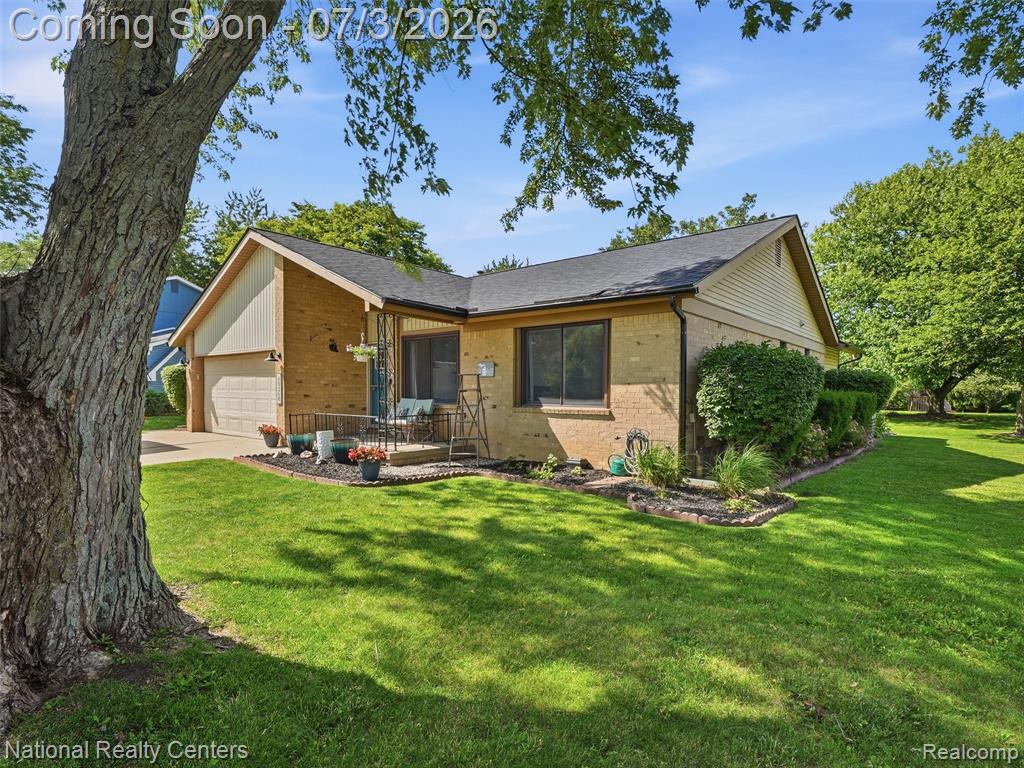 40368 Village Wood Road Novi, MI 48375 - Photo 3 of 49