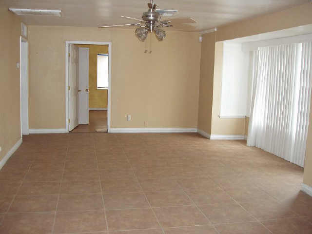 2842 West Bethany Home Road Phoenix, AZ 85017 - Photo 2 of 4 Additional Photo