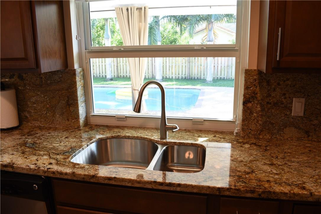 698 Southwest 18th Street Boca Raton, FL 33486 - Photo 9 of 56 Photo 9