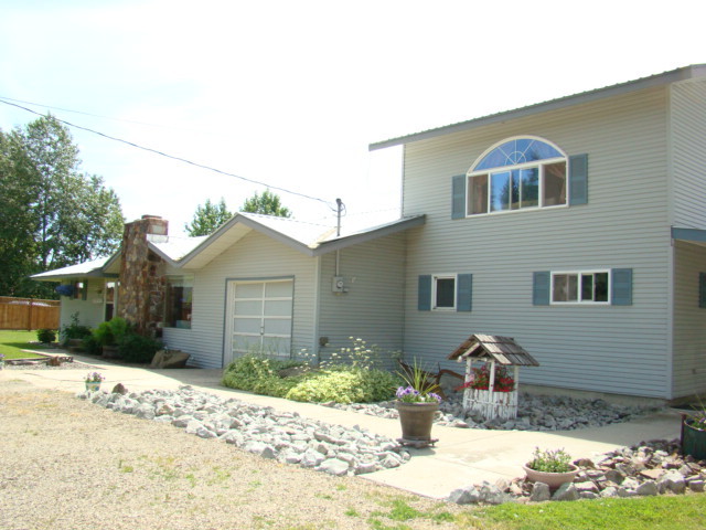 3138 Highway 2 Oldtown, ID 83822 - Photo 1 of 1 Front