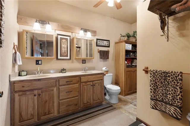 $550,000 | 26465 Foghorn Street, Princeton, MO 64673