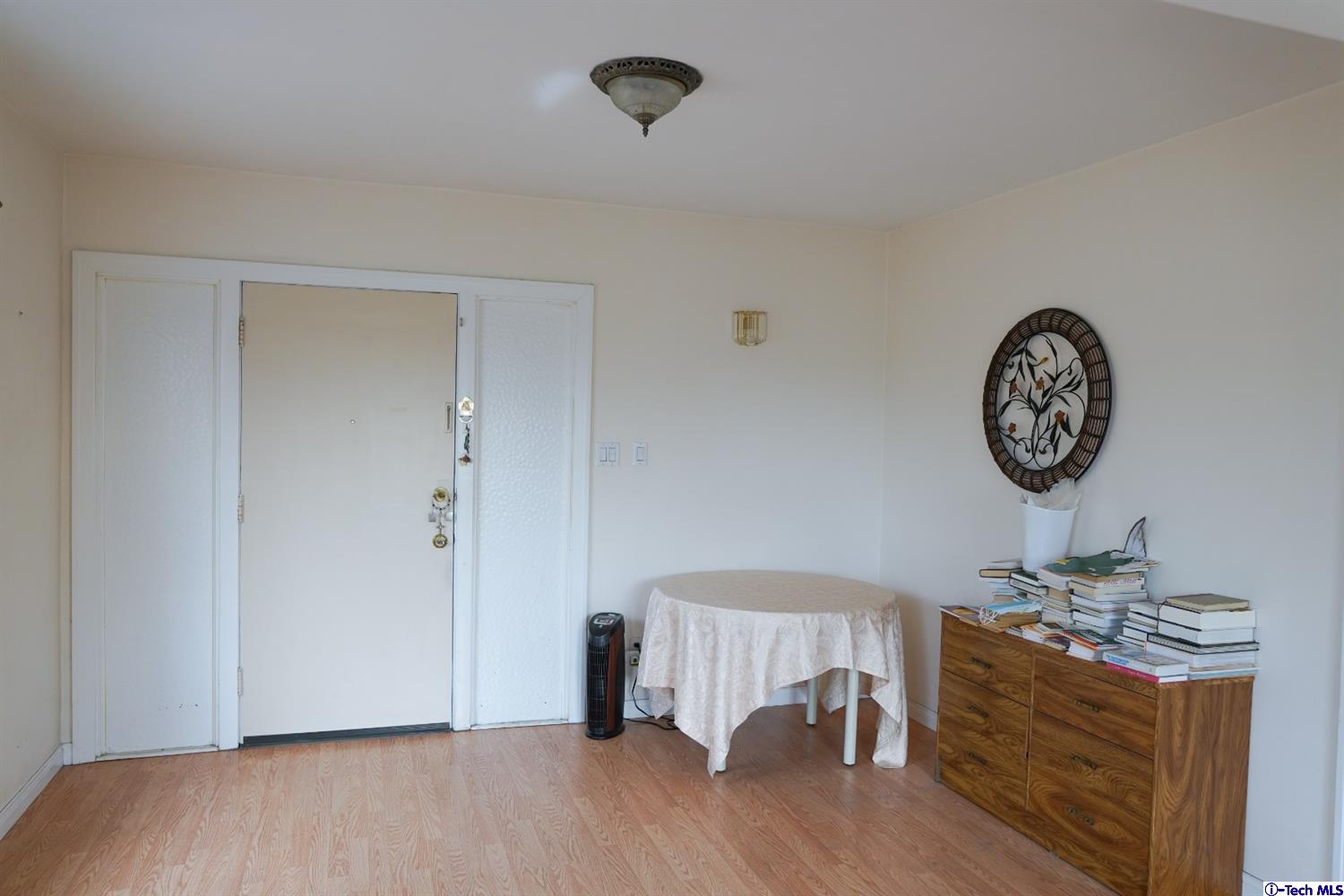 1002 Monterey Road Glendale, CA 91206 - Photo 12 of 22 Gallery Image 12