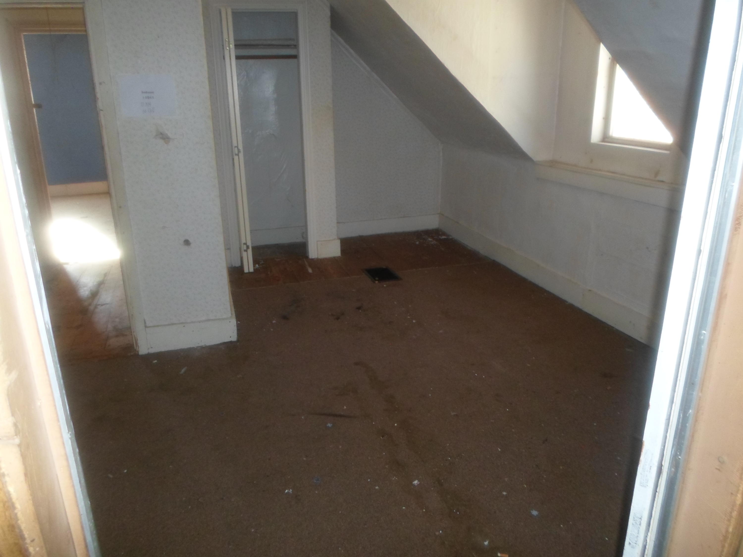 936 Waldo Station Road Belfast, ME 04915 - Photo 3 of 17 upstairs