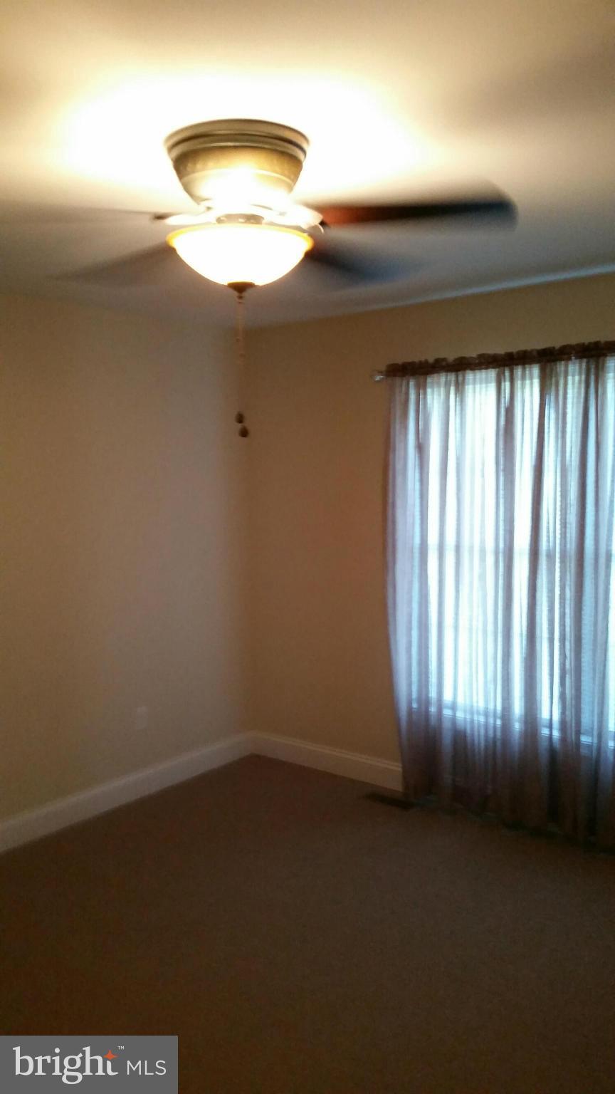 731 Ell Downes Road Henderson, MD 21640 - Photo 14 of 21 Bedroom (Master)